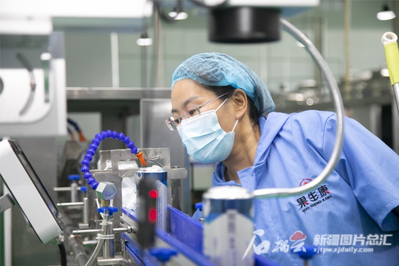 十年成就鼓舞人心 携手建设美好新疆——“中国这十年·新疆”主题新闻发布会在广大干部群众中引发热烈反响 十年成就鼓舞人心 携手建设美好新疆——“中国这十年·新疆”主题新闻发布会在广大干部群众中引发热烈反响