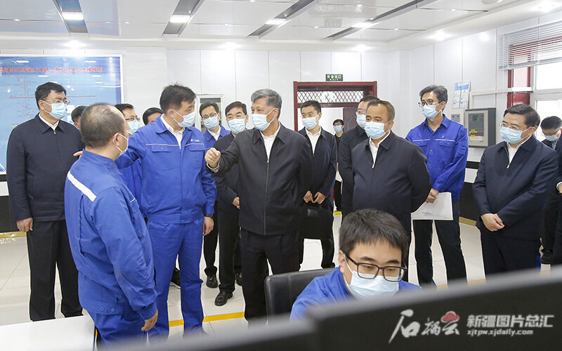 马兴瑞在乌鲁木齐市达坂城区调研时强调 立足资源禀赋区位优势 培育壮大新能源产业集群 马兴瑞在乌鲁木齐市达坂城区调研时强调 立足资源禀赋区位优势 培育壮大新能源产业集群