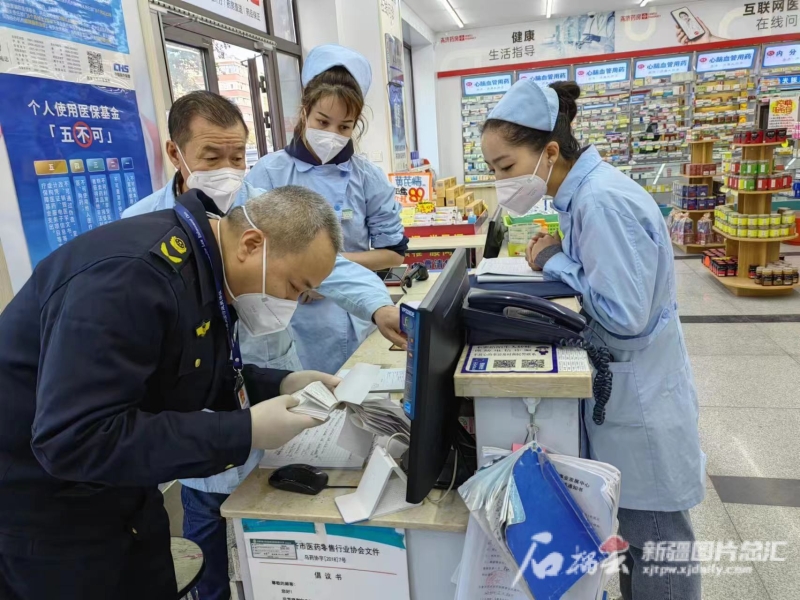 我区持续解决群众购药难买菜难问题