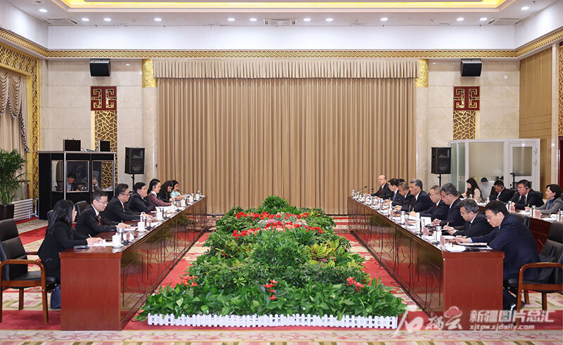 马兴瑞艾尔肯·吐尼亚孜会见泰国驻华大使阿塔育和中国—东盟中心秘书长史忠俊