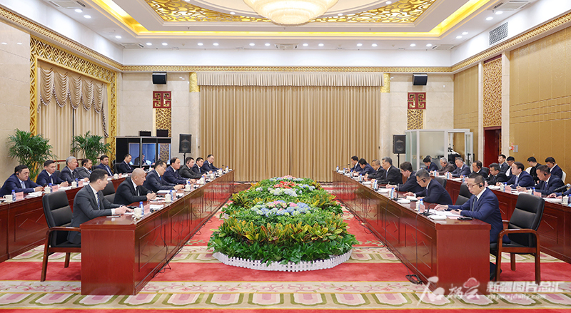 马兴瑞艾尔肯·吐尼亚孜会见哈萨克斯坦农业部部长卡拉舒克耶夫
