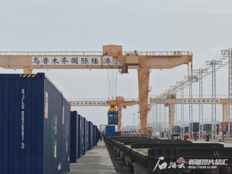 前7月新疆通行中欧（中亚）班列9175列 同比增长8.4%