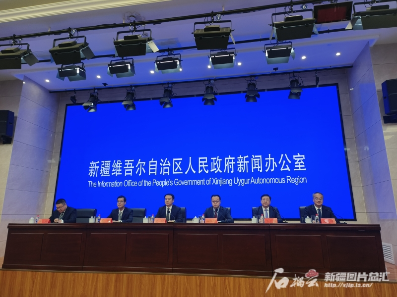 前十月 新疆自贸试验区进出口额占全疆四成以上