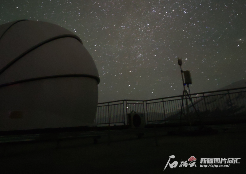 我国首个业务化运行的星地激光通信地面站在新疆建成 我国首个业务化运行的星地激光通信地面站在新疆建成