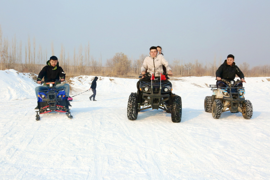 库车滑雪场图片