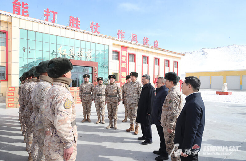 马兴瑞艾尔肯·吐尼亚孜春节前夕赴高原边防一线调研慰问