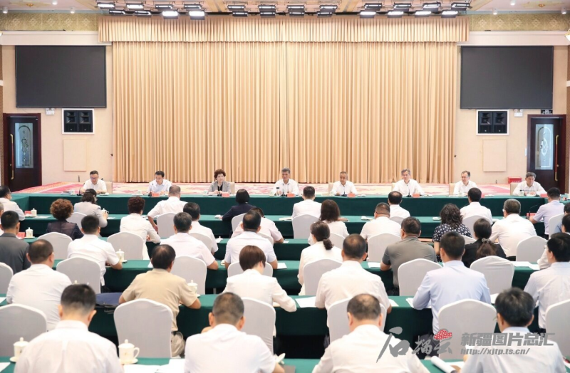 自治区党委召开自治区各民主党派、工商联和无党派人士代表座谈会 自治区党委召开自治区各民主党派、工商联和无党派人士代表座谈会